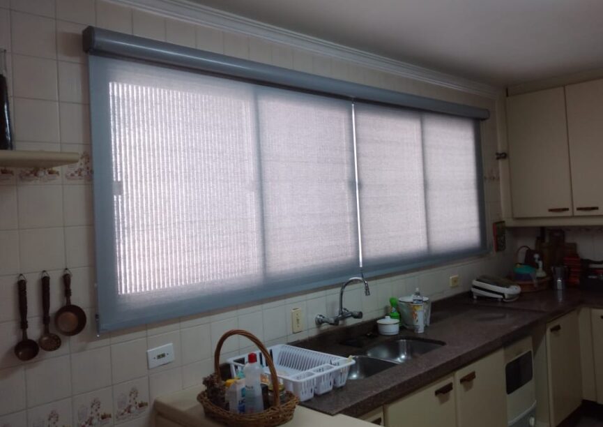 Cortina Rolo Tela Solar 5% Cinza